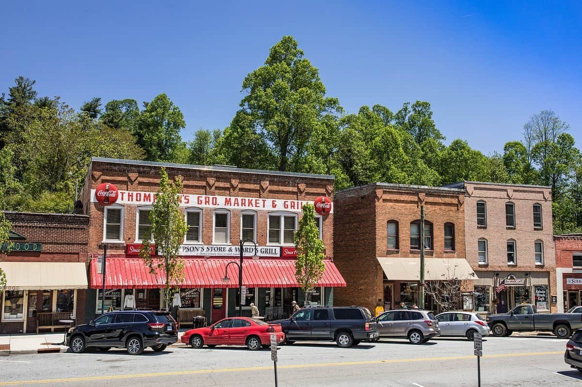 15 Small Towns With Big Personality In North Carolina 